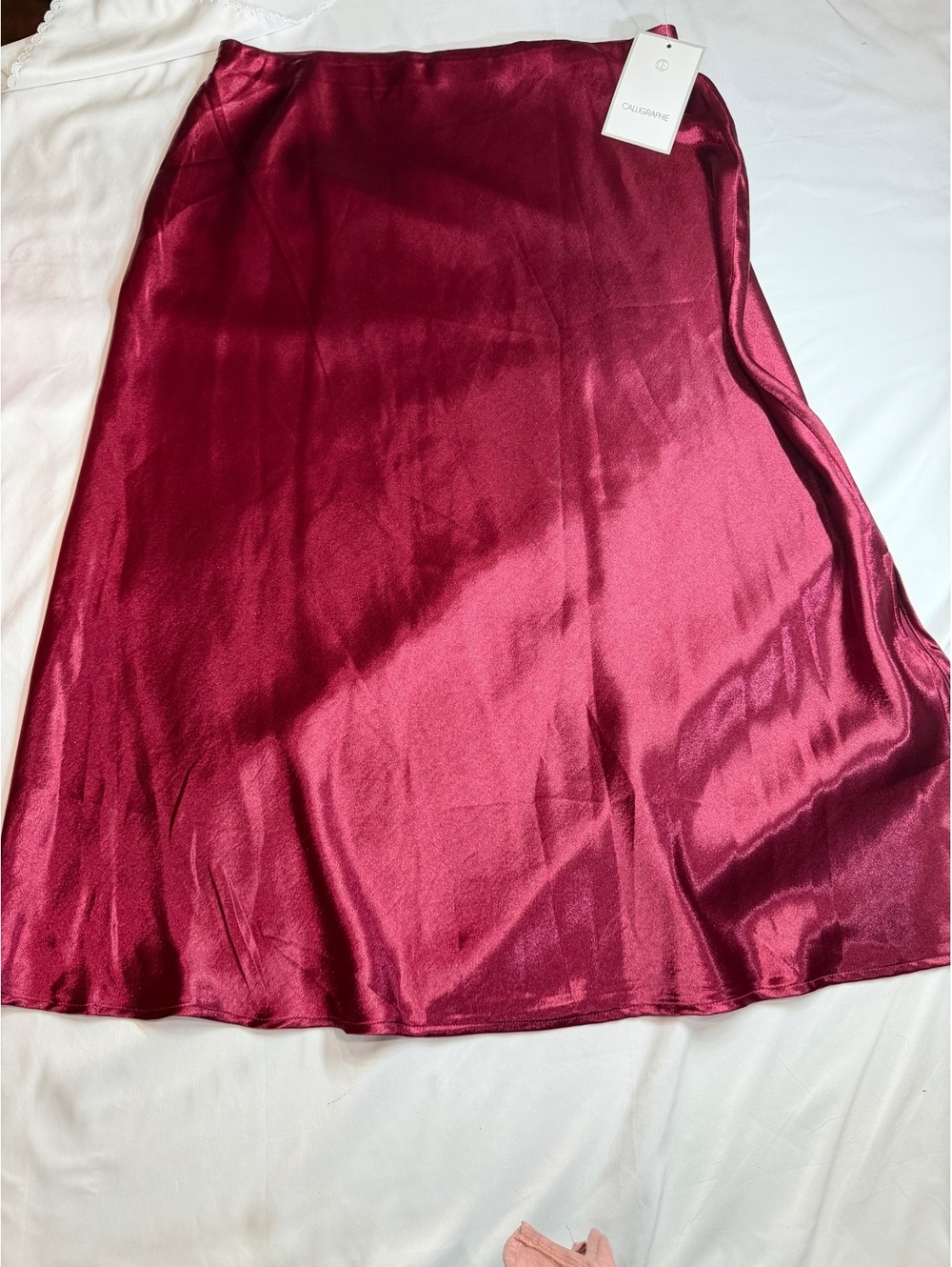 Calligraphie Burgundy Silky Skirt Size Large with Lining - Elegant Classic Cut